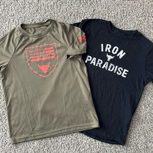 Under Armour tshirts for boys size YSM/JP/CH like size 7-8